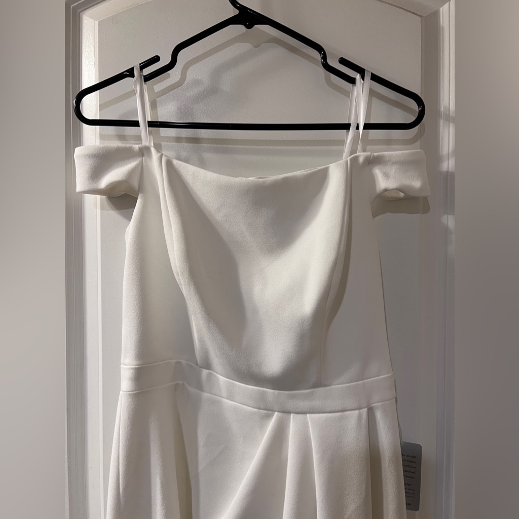 Xscape White Off The Shoulder Dress Size 6